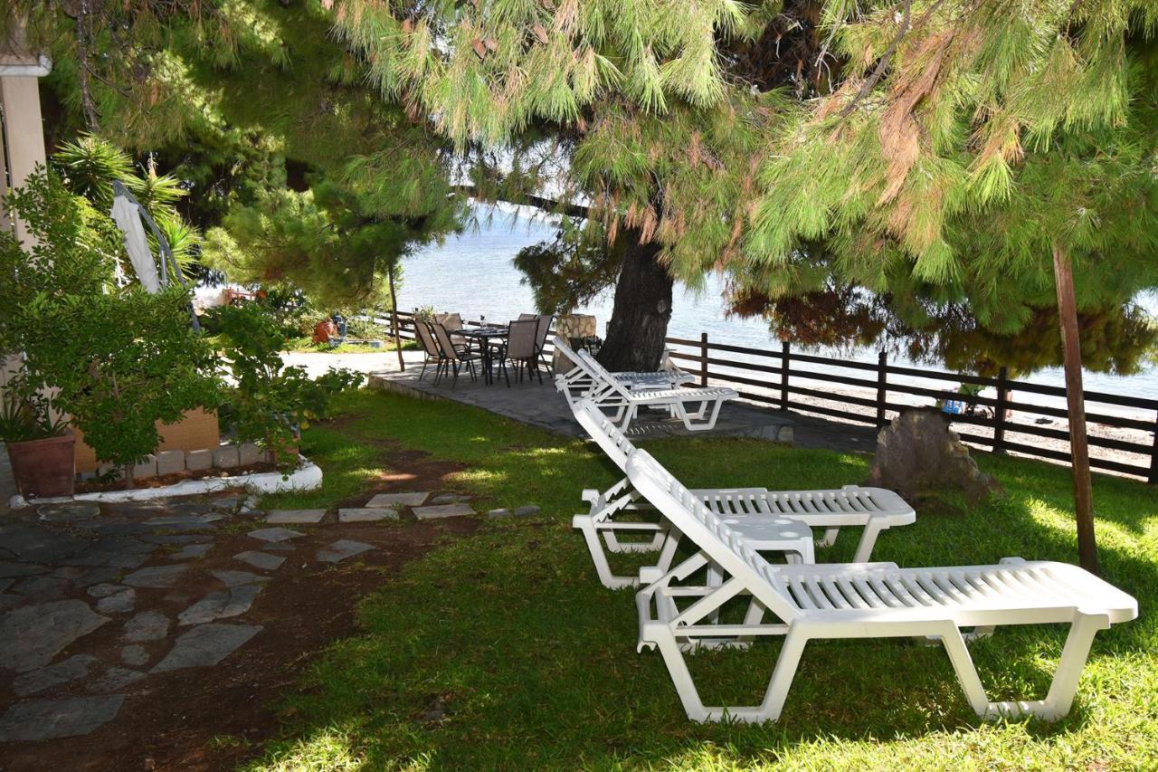 Barlee Beach Front House, Metamorfosi Екстер'єр фото